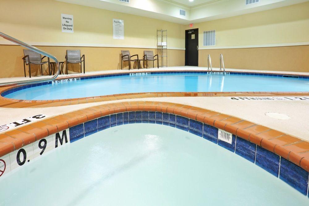 Comfort Inn & Suites Dallas Medical-Market Center 외부 사진