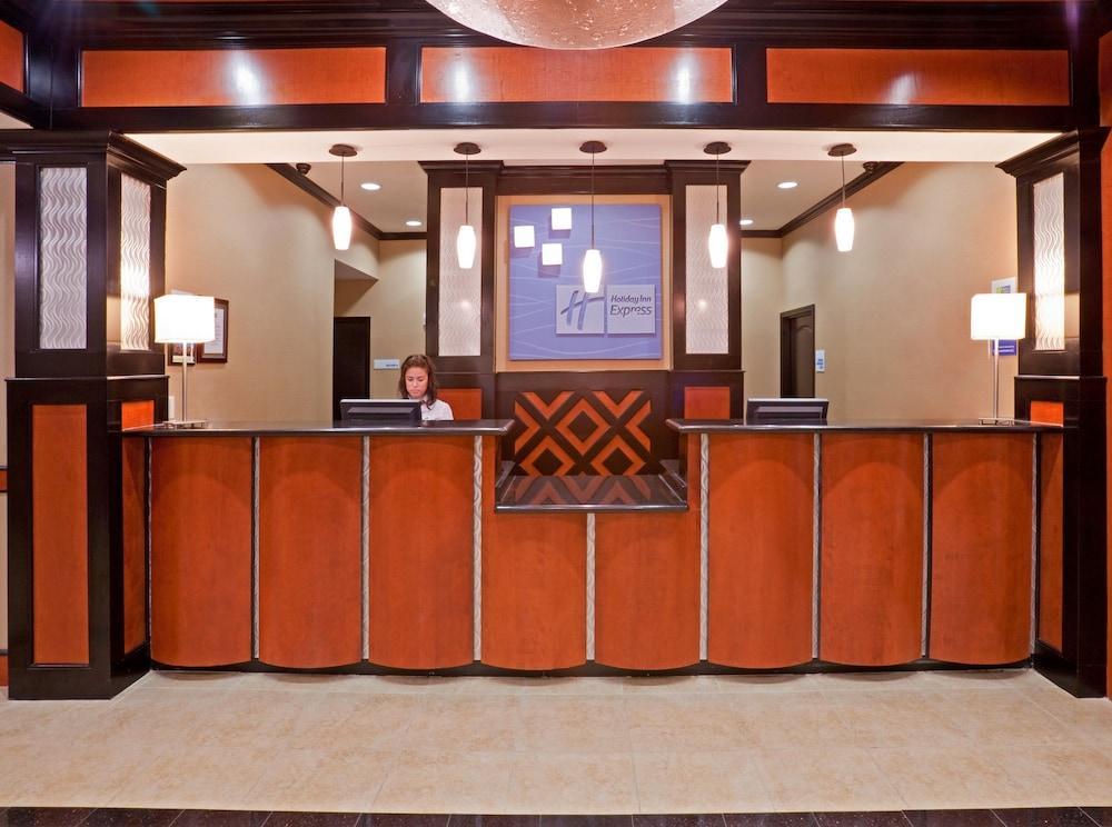 Comfort Inn & Suites Dallas Medical-Market Center 외부 사진