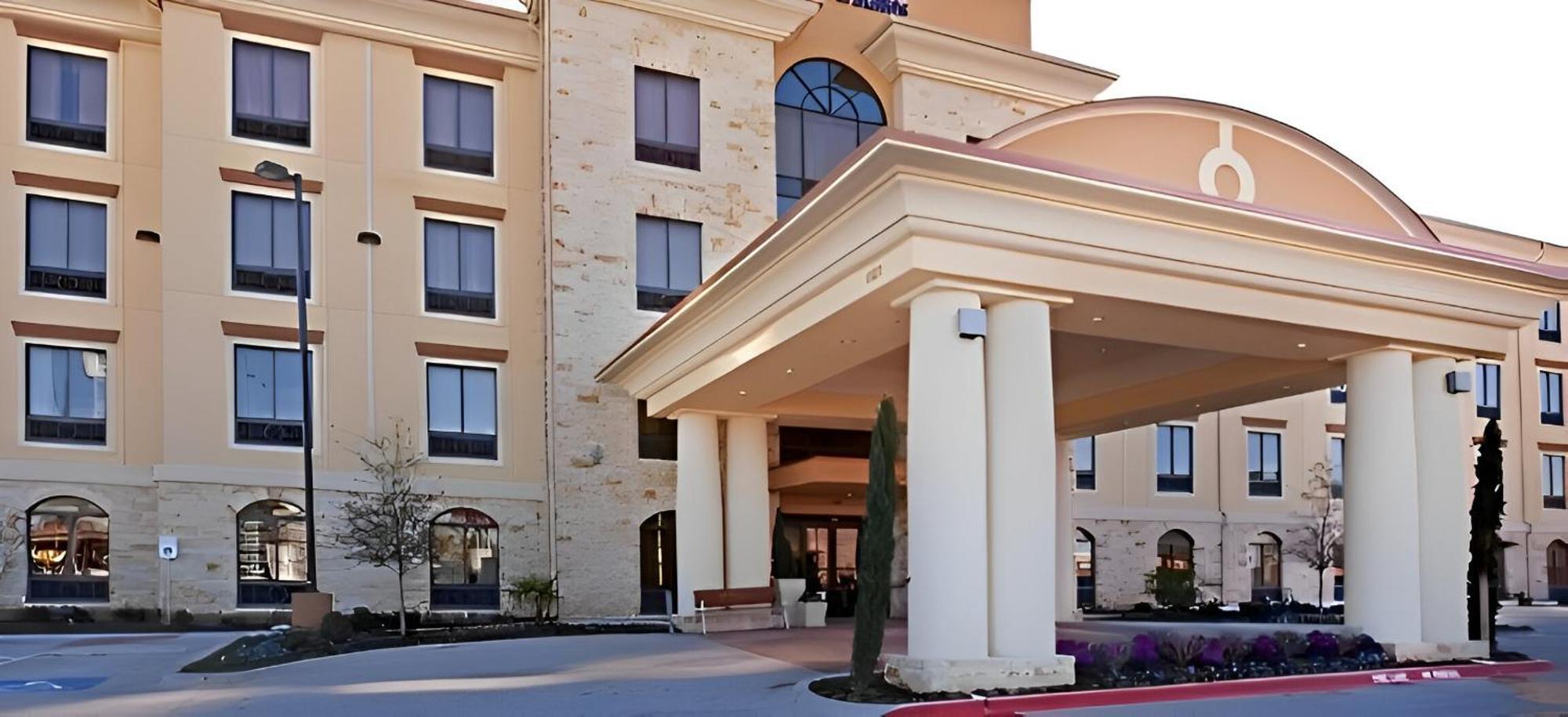 Comfort Inn & Suites Dallas Medical-Market Center 외부 사진