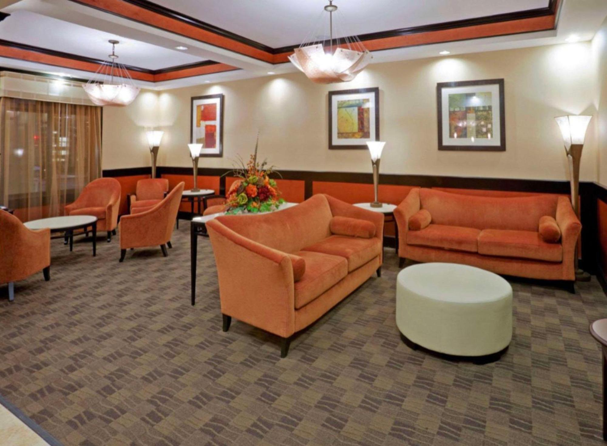 Comfort Inn & Suites Dallas Medical-Market Center 외부 사진