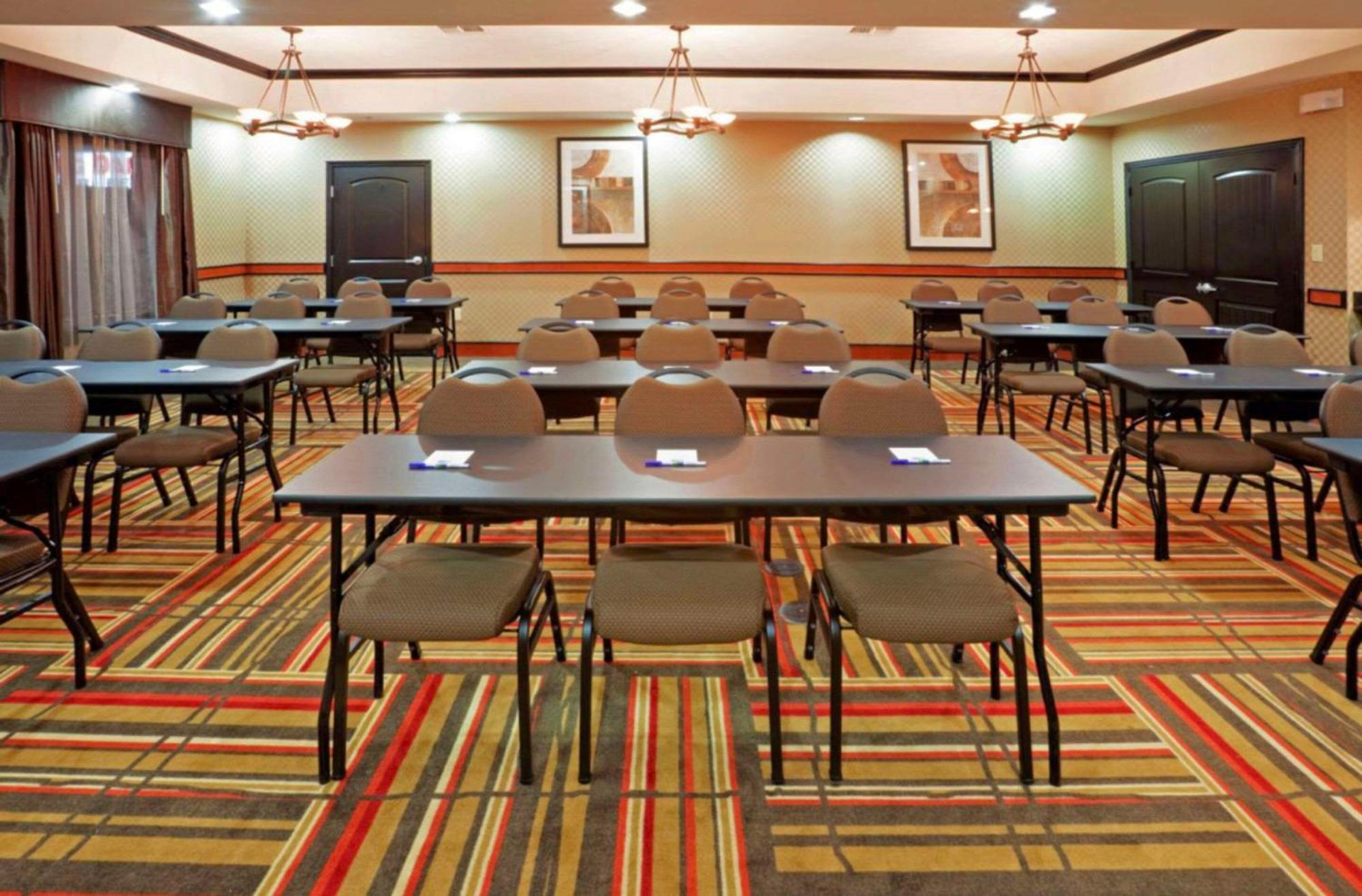 Comfort Inn & Suites Dallas Medical-Market Center 외부 사진